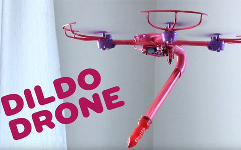 Internet lacht über Dildo-Drohne