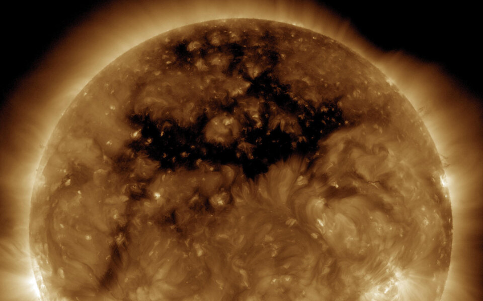 Gigantisches Loch in der Sonne entdeckt
